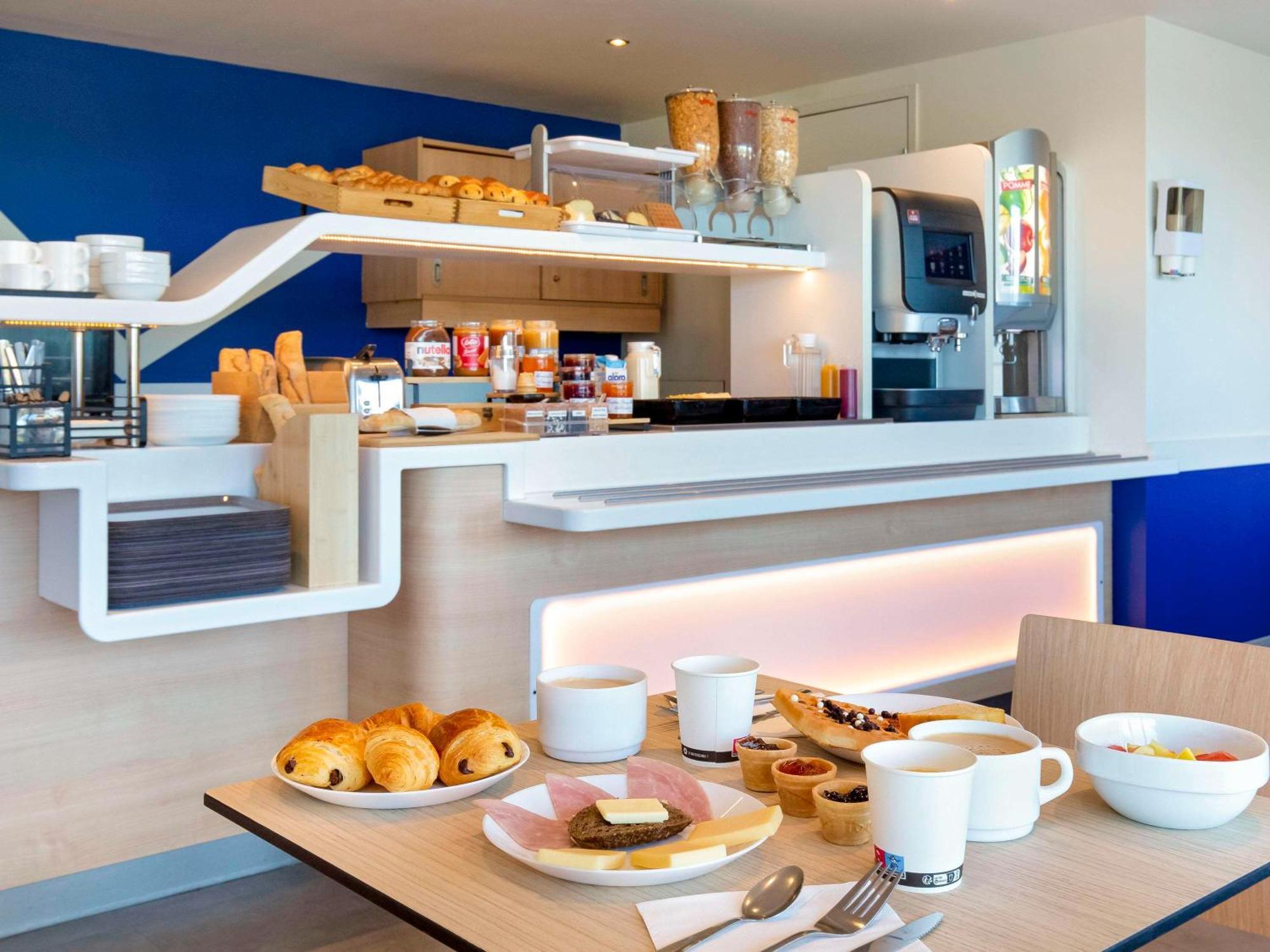 Ibis Budget Saint-Maximin Екстер'єр фото