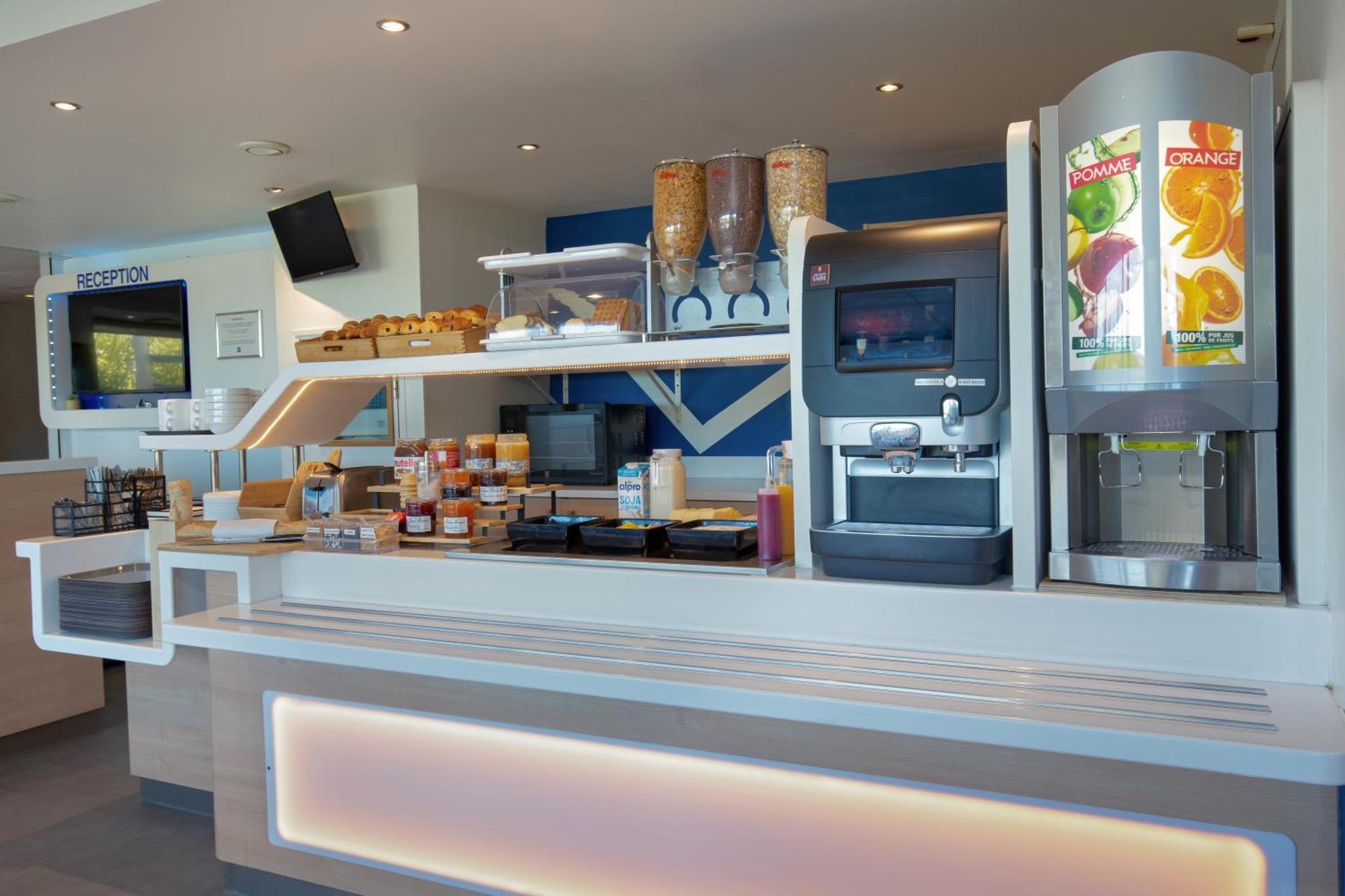 Ibis Budget Saint-Maximin Екстер'єр фото