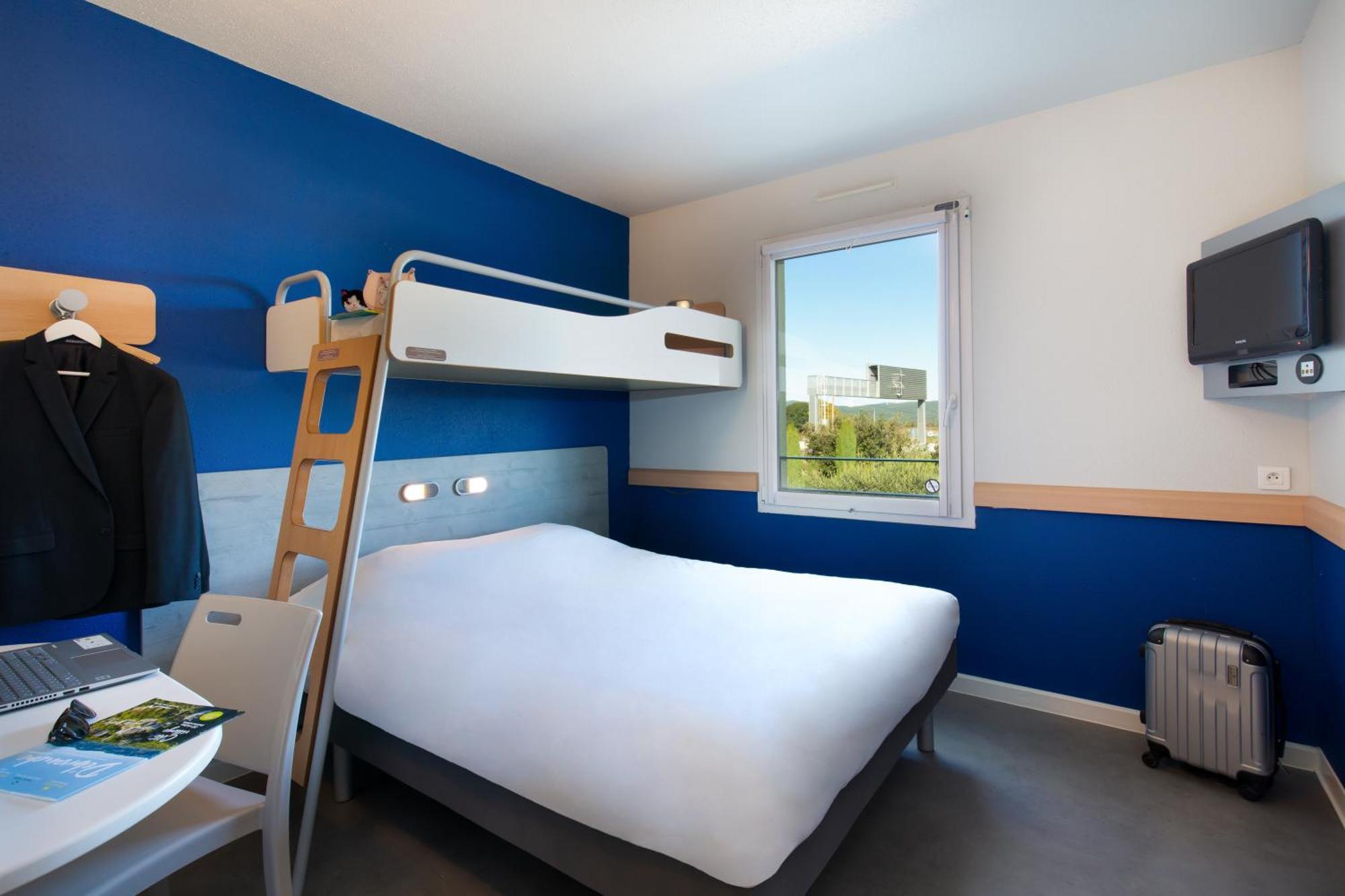 Ibis Budget Saint-Maximin Екстер'єр фото